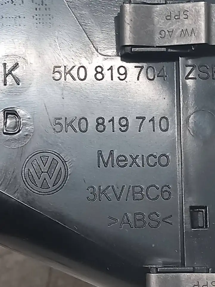 Volkswagen Golf VI (2009 - 2013) 5K0819704 Боковой воздушный дефлектор — фото 3