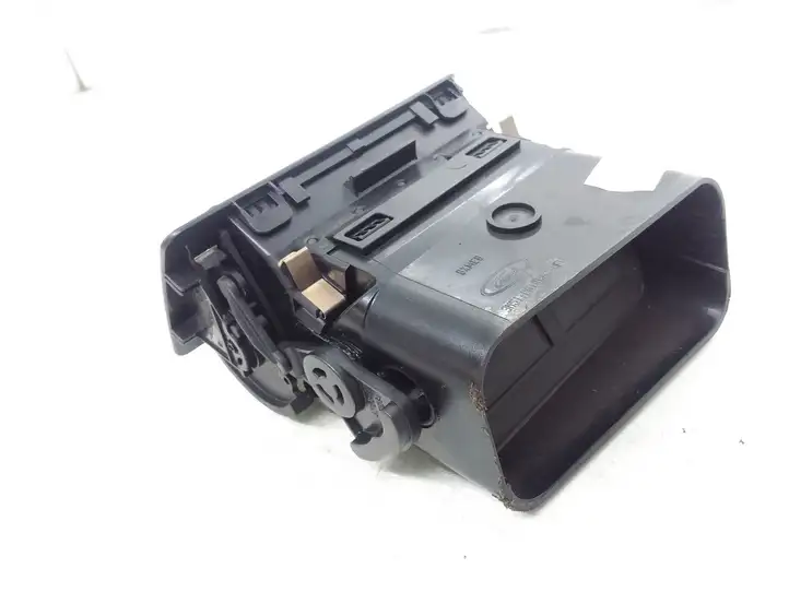 Ford Focus C-MAX (2003 - 2010) 3M51R018B08AFW Боковой воздушный дефлектор — фото 3