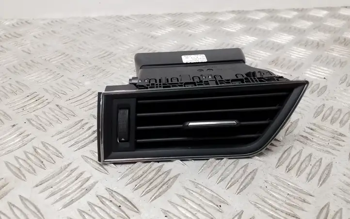 Skoda Superb B8 (3V) (2015 - 2023) 3V0819701C Боковой воздушный дефлектор — фото 1