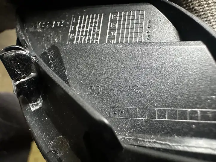 BMW 2 F45 (2014 - 2021) 30056387 Боковой воздушный дефлектор — фото 3