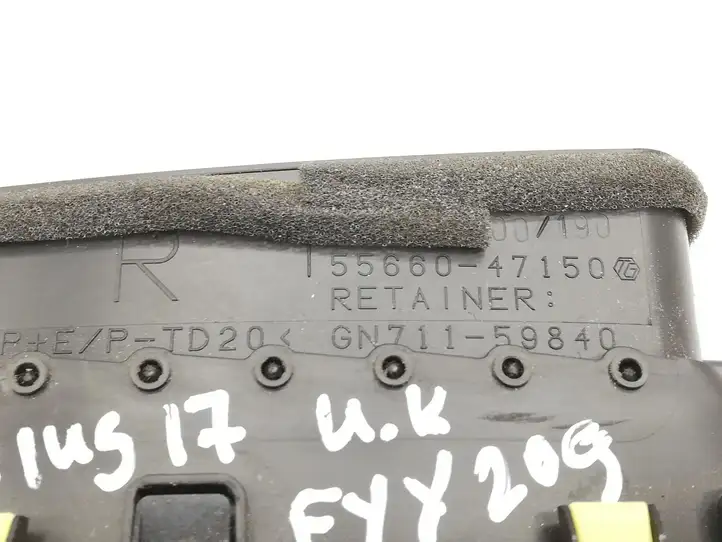 Toyota Prius (XW50) (2015 - ) 5566047150 Воздушная решетка панели — фото 3