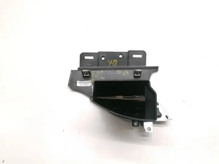 Tesla Model S (2016 - 2021) 1007834-00-C Боковой воздушный дефлектор — фото 4