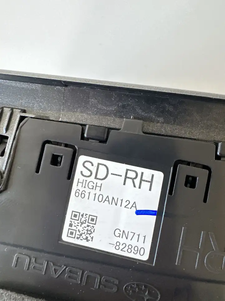 Subaru Legacy VII (2019 - ) 66110AN12A Боковой воздушный дефлектор — фото 6