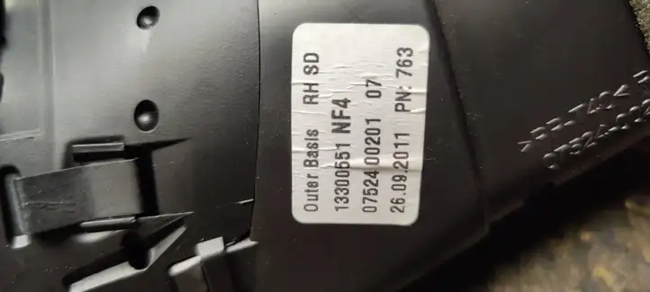 Opel Astra J (2009 - 2012) 13300551 Боковой воздушный дефлектор — фото 5