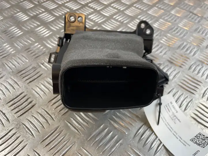 Toyota RAV 4 (XA50) (2018 - ) 4556422090 Боковой воздушный дефлектор — фото 4