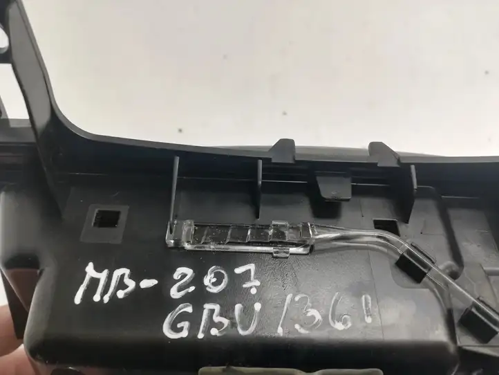 Mercedes-Benz E A207 (2010 - 2017) 2046801350 Передняя пепельница — фото 4