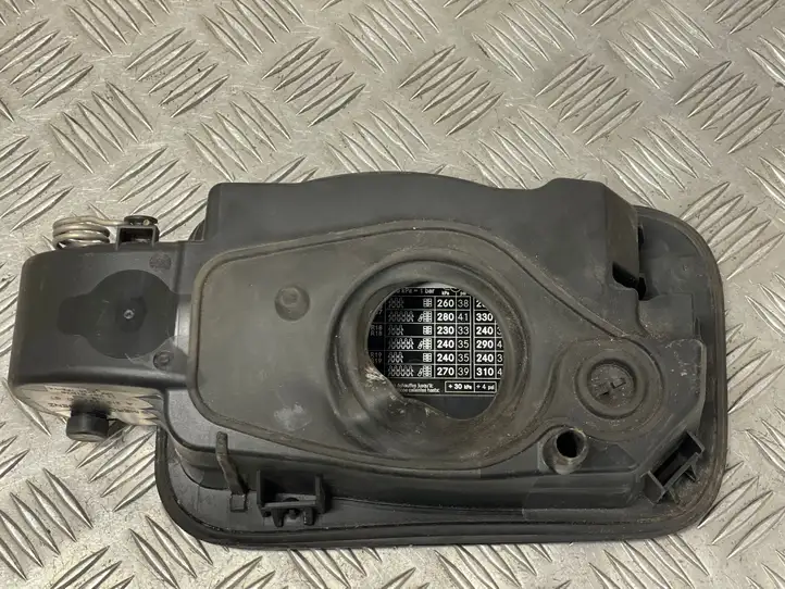 Mercedes-Benz E W212 (2009 - 2016) A0005846517 Крышка топливного бака — фото 2