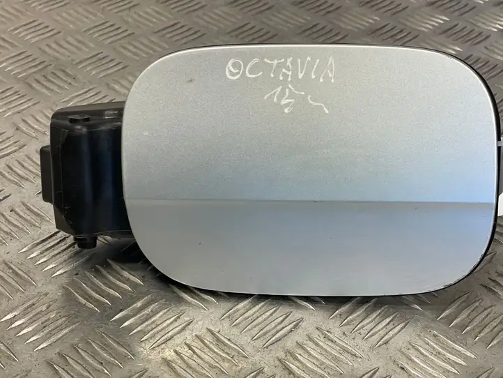 Skoda Octavia Mk3 (5E) (2013 - 2019) 5E0809702 Крышка топливного бака — фото 1