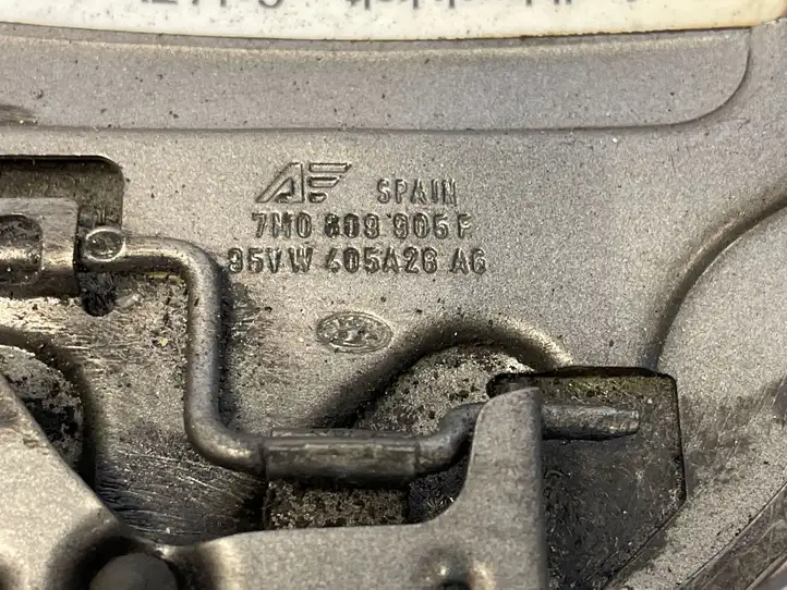Seat Alhambra (Mk1) (2000 - 2010) 7M0809905F Крышка топливного бака — фото 3