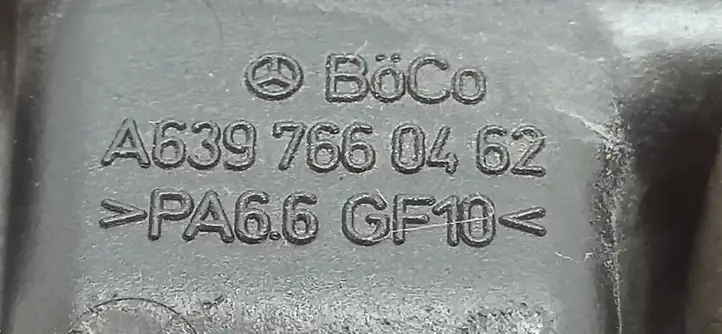 Mercedes-Benz Vito Viano W639 (2003 - 2010) A6397660462 Другая деталь раздвижной двери — фото 6