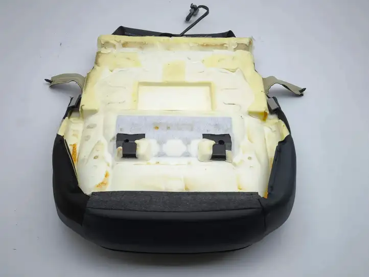 Ford Kuga III Нижняя часть сиденья переднего пассажира — фото 3