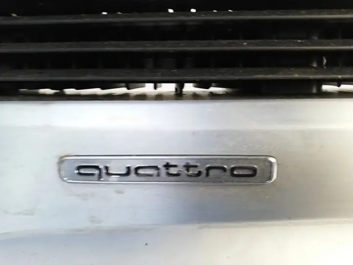 Audi A4 S4 B9 (2015 - 2019) 8W1820902C Воздушная решетка панели — фото 2