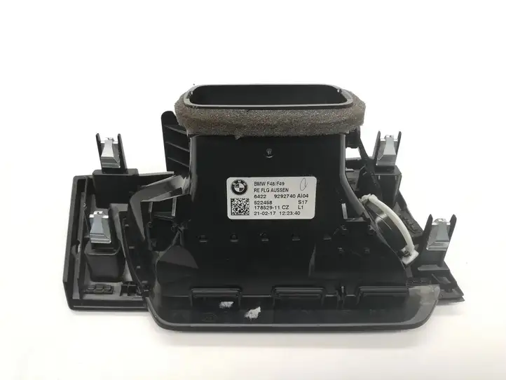 BMW X1 F48 F49 (2015 - 2022) 9292740 Воздушная решетка панели — фото 3
