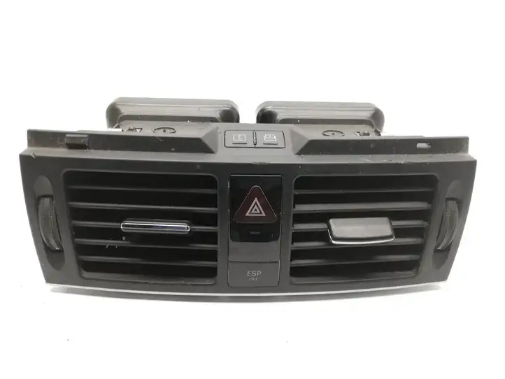 Mercedes-Benz C W204 (2007 - 2014) 2048702851 Воздушная решетка панели — фото 1