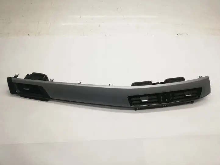 BMW X1 F48 F49 (2015 - 2022) 9332456 Воздушная решетка панели — фото 1