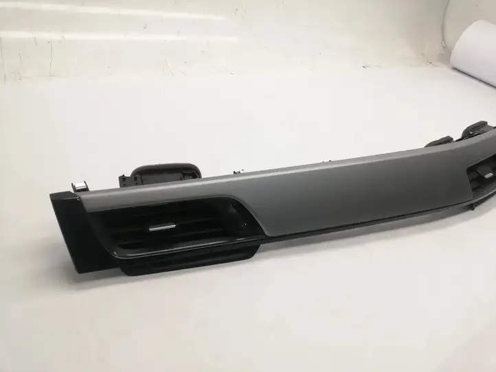 BMW X1 F48 F49 (2015 - 2022) 9332456 Воздушная решетка панели — фото 3