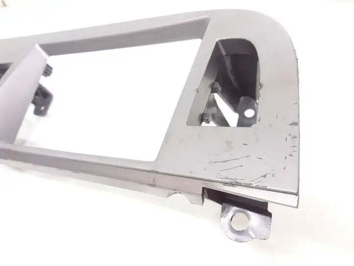 Audi A6 (2004 - 2008)  4F1857115F Отделка приборного щитка