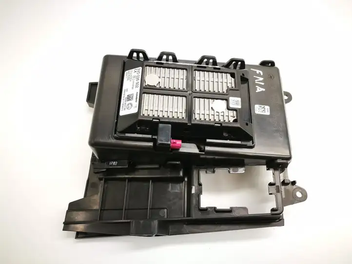 Skoda Octavia Mk3 (5E) (2013 - 2019) 3V0035502 Передняя пепельница — фото 3
