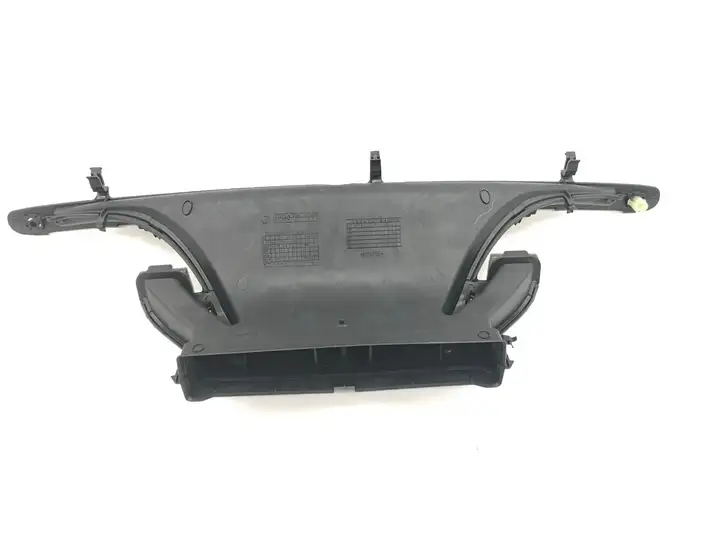 Toyota Yaris (2014 - 2019) 559500D150 Воздушная решетка панели — фото 1