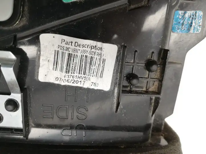 Nissan Qashqai (2013 - 2017) 63761HV50A Воздушная решетка панели — фото 3