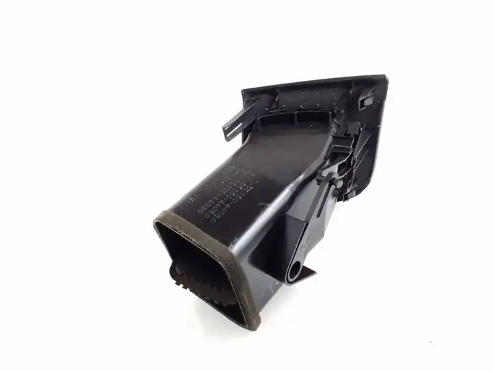 Toyota Avensis Verso (2001 - 2004) 5565044080 Боковой воздушный дефлектор — фото 2