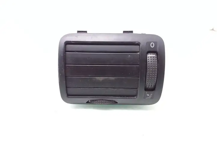 Volkswagen PASSAT B5.5 (2001 - 2005) 3B0819703D Боковой воздушный дефлектор — фото 3