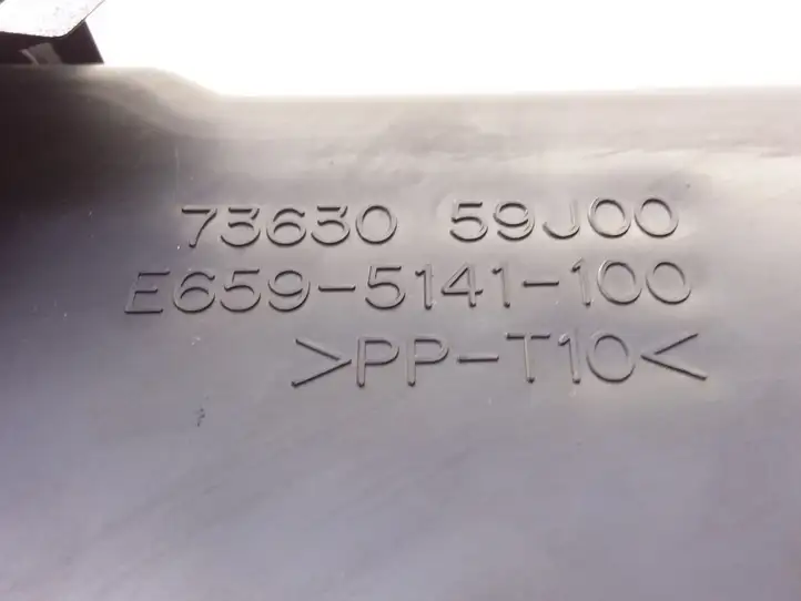 Suzuki Liana (2004 - 2007)  7363059J00 Воздушная решётка окна