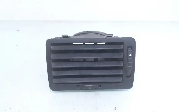 Skoda Octavia Mk1 (1U) (1996 - 2004) 1U1819701 Боковой воздушный дефлектор — фото 1
