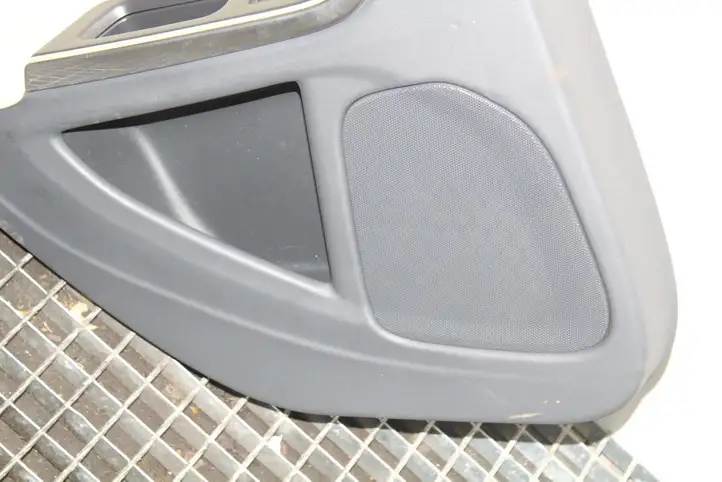 Volvo S60 (2013 - 2018) Обшивка задней двери — фото 3
