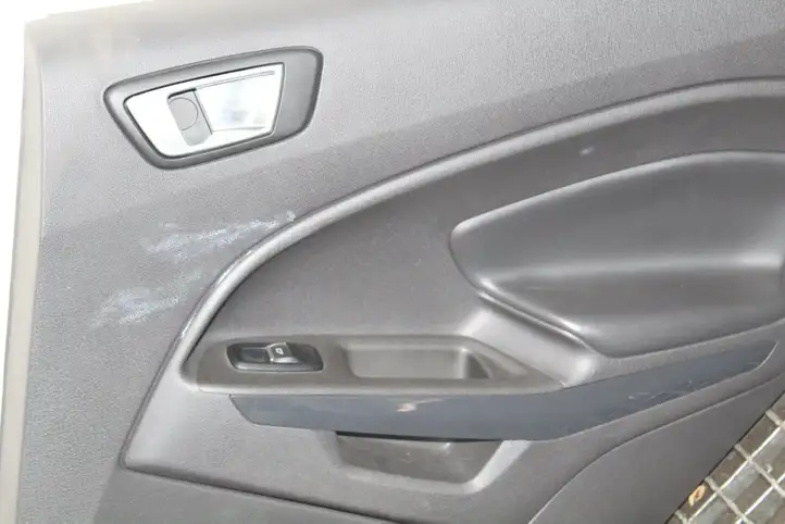 Ford Ecosport (2013 - 2018) Обшивка задней двери — фото 2