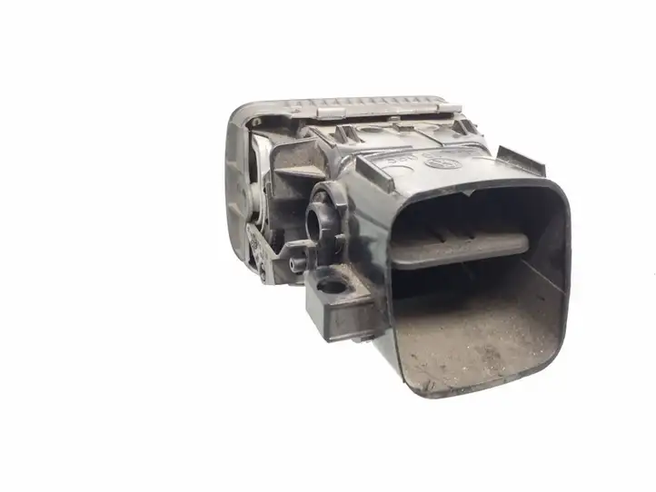 Volkswagen PASSAT B5.5 (2001 - 2005) 3B0819703D Боковой воздушный дефлектор — фото 2