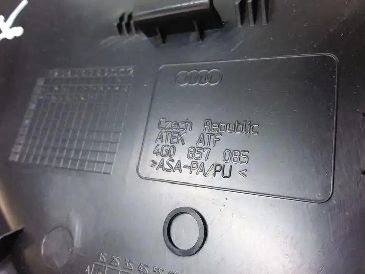 Audi A6 C7 (2011 - 2014) 4G0857085 Боковая отделка панели приборов — фото 3