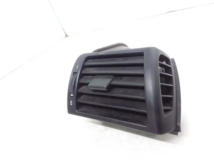 BMW 3 E46 (1998 - 2005) 8361898 Боковой воздушный дефлектор — фото 1
