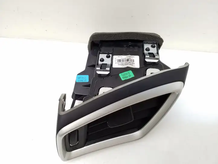 Nissan Qashqai (2013 - 2017) 687614EH0A Боковой воздушный дефлектор — фото 4