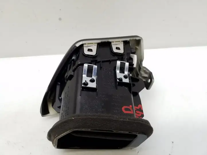 Nissan Qashqai (2013 - 2017) 687604EA0A Боковой воздушный дефлектор — фото 4