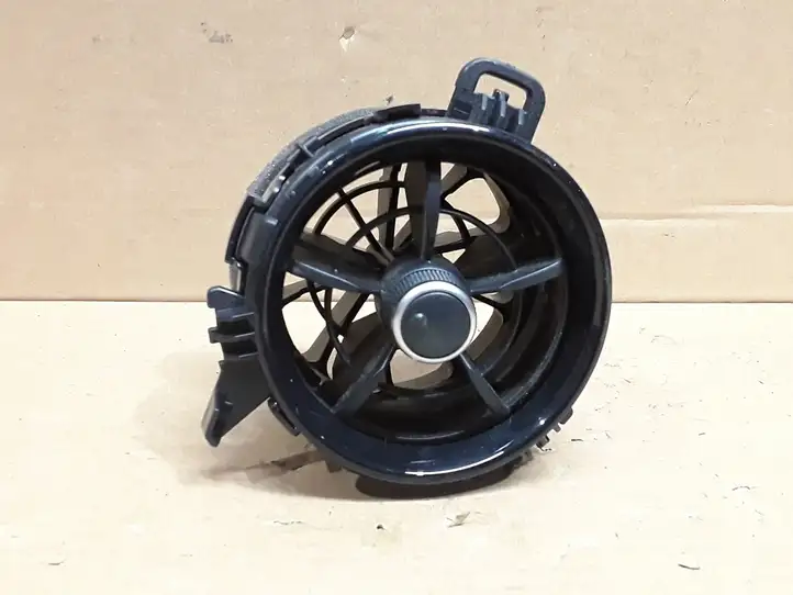 Toyota Auris E180 (2012 - 2018) 5556862280 Боковой воздушный дефлектор — фото 1
