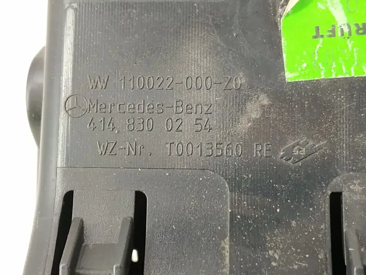 Mercedes-Benz Vaneo W414 (2001 - 2005) Боковой воздушный дефлектор — фото 4