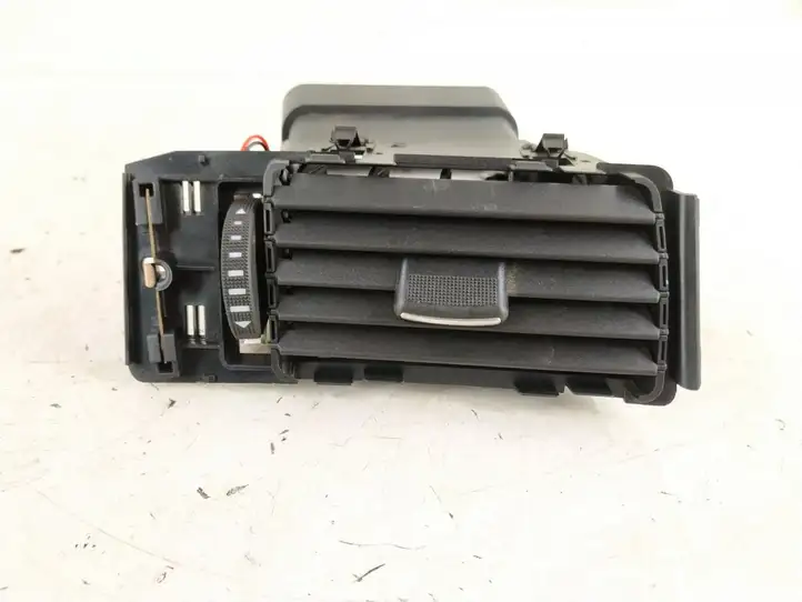 Audi A4 S4 B7 8E 8H (2004 - 2009) Боковой воздушный дефлектор — фото 2