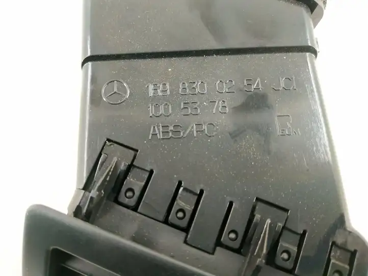 Mercedes-Benz A W169 (2004 - 2012) Боковой воздушный дефлектор — фото 6