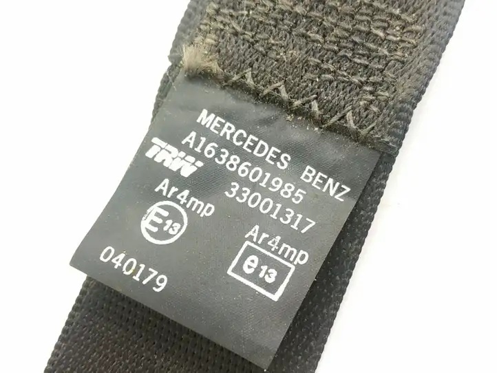 Mercedes-Benz ML W163 (1997 - 2005) Задний ремень безопасности — фото 9
