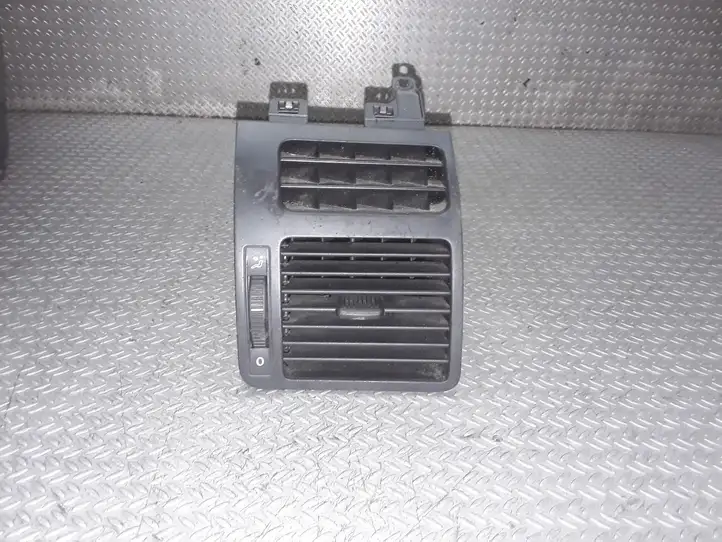 Volkswagen Touran I (2003 - 2010) 1T0819704A Боковой воздушный дефлектор — фото 1
