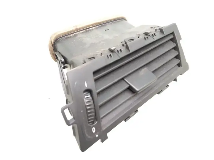 BMW 5 E60 E61 (2004 - 2010) 6910732 Боковой воздушный дефлектор — фото 1
