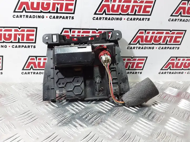 Audi A4 S4 B8 8K (2007 - 2011) 8K0857951 Передняя пепельница — фото 3