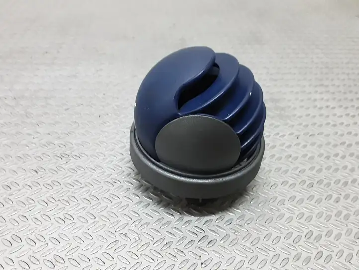 Smart ForTwo I (2000 - 2007) 96630001 Боковой воздушный дефлектор — фото 2