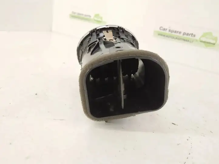 Mercedes-Benz C W204 (2007 - 2014) Боковой воздушный дефлектор — фото 5