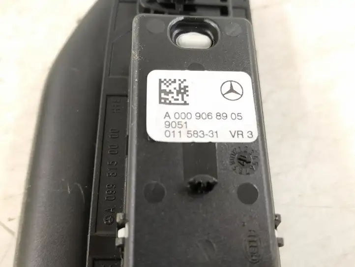 Mercedes-Benz GLC X253/C253 (2015 - ) 0009068905 Потолочная ручка передняя — фото 4