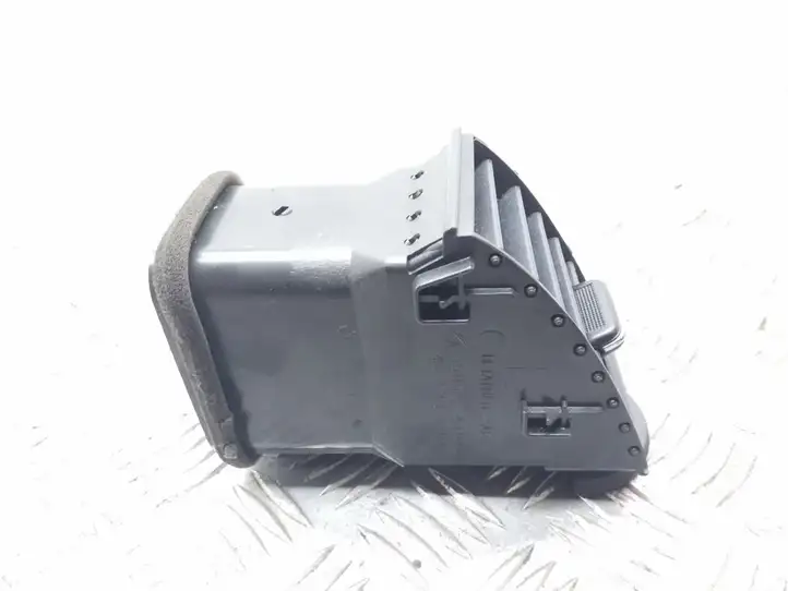 Toyota Prius (XW20) (2003 - 2009) 5506247010 Боковой воздушный дефлектор — фото 2