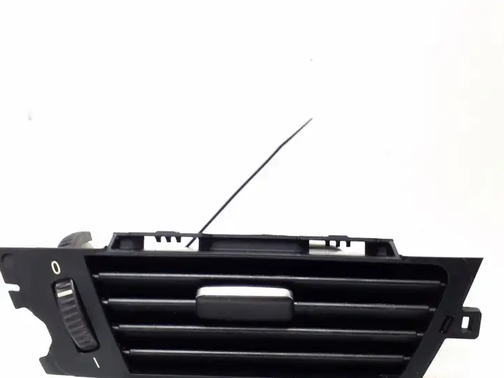 BMW 3 E90 E91 (2005 - 2012) 64229130 Боковой воздушный дефлектор — фото 2