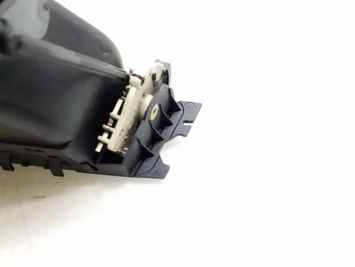BMW 3 E90 E91 (2005 - 2012) 64229130 Боковой воздушный дефлектор — фото 5