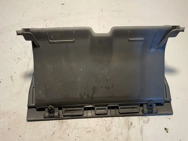 Toyota RAV 4 (XA20) (2000 - 2005) 5555042030 Вещевой ящик — фото 3